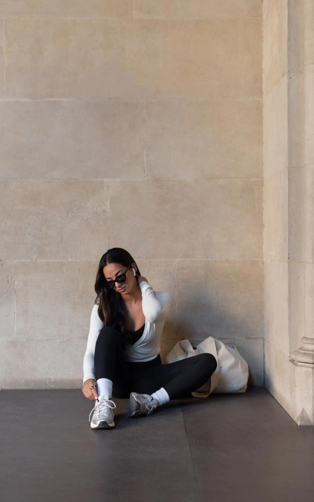 Venus Jacket in White - Elegant and Comfortable Portuguese Activewear