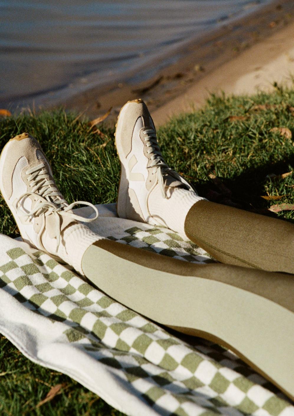 Organic Cotton Side Stripe Legging - Olive Green - THE SUS&TAIN STORE